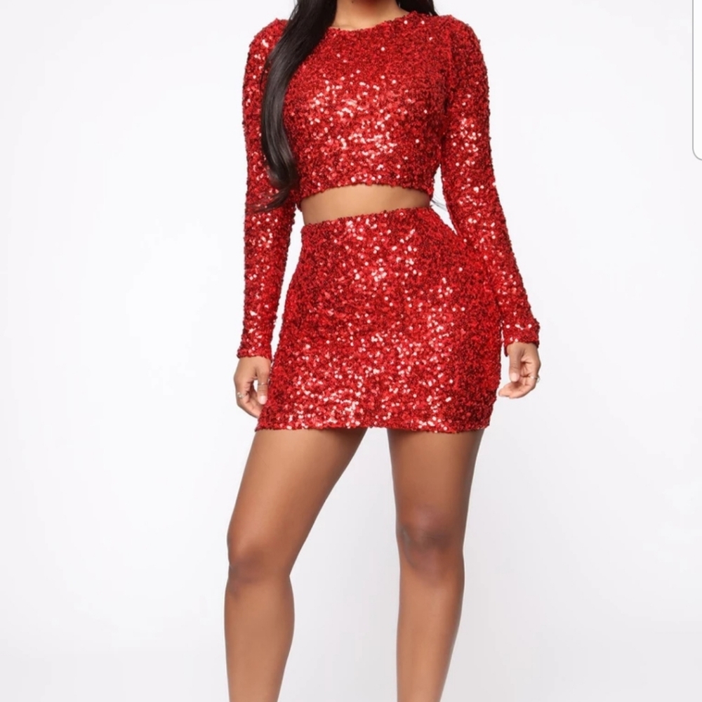 Red SEQUENCE 2 PIECE SET. Fashion Nova